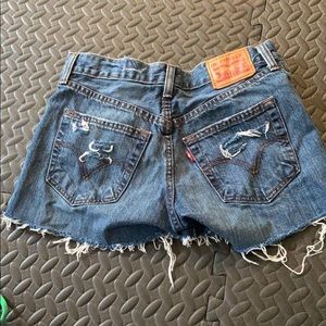 Levi’s shorts